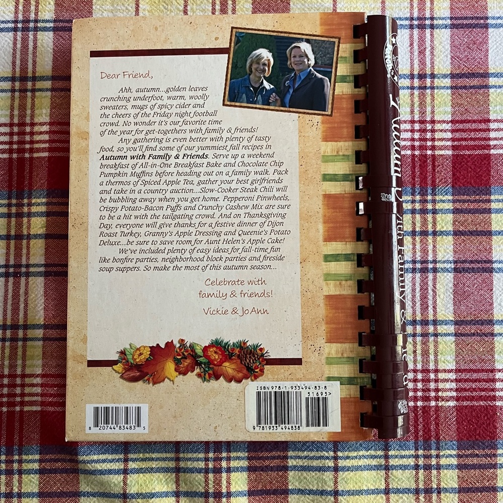 Gooseberry Patch Autumn with Family and Friends Cookbook - Picture 2 of 6